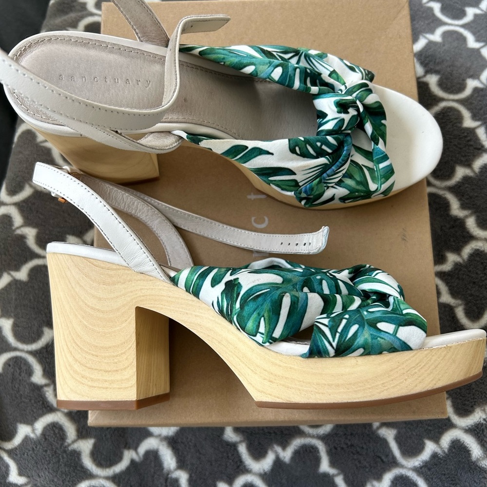 Sanctuary reggae block heels
